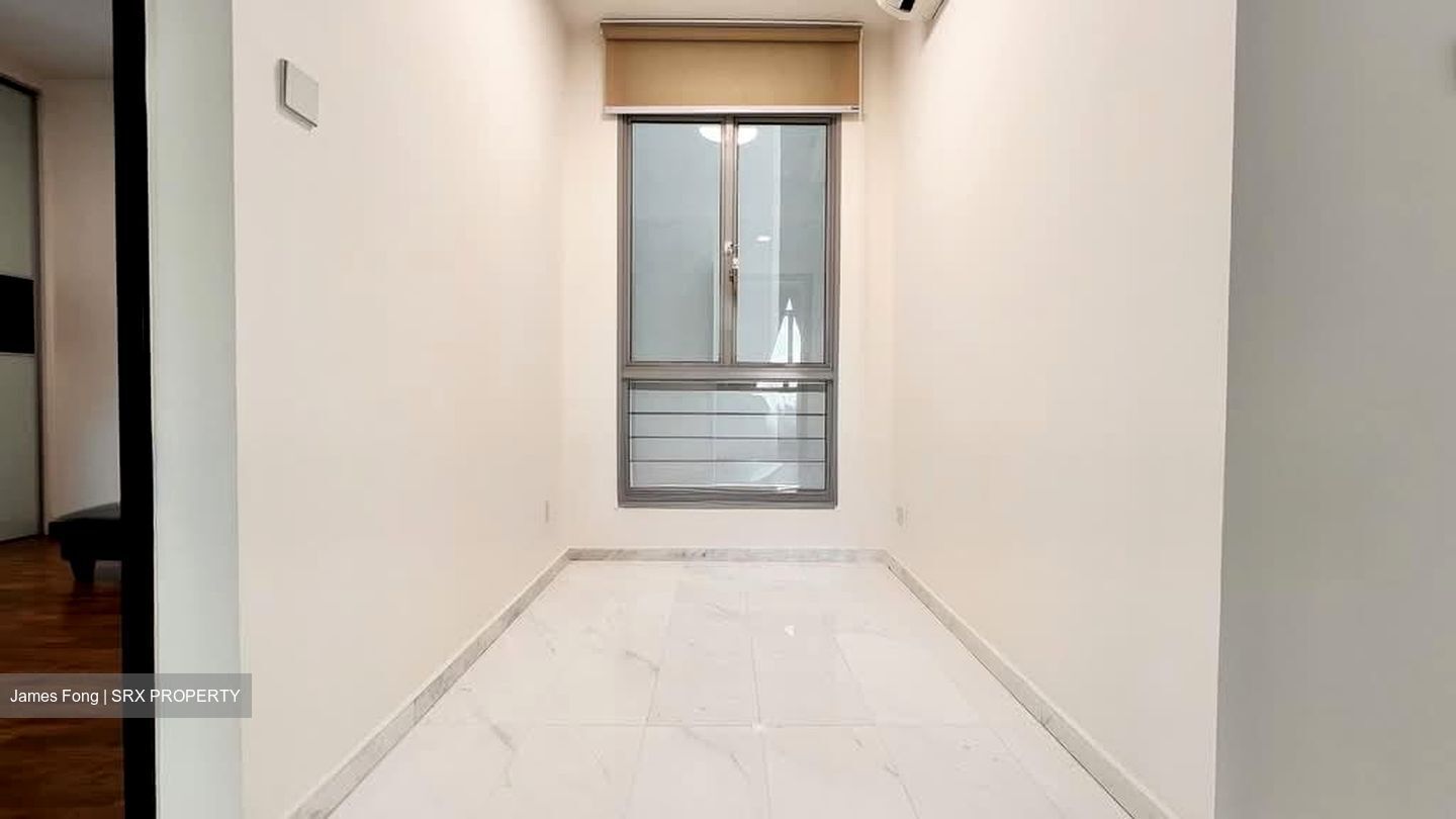 The Lakeshore (D22), Condominium #553255961